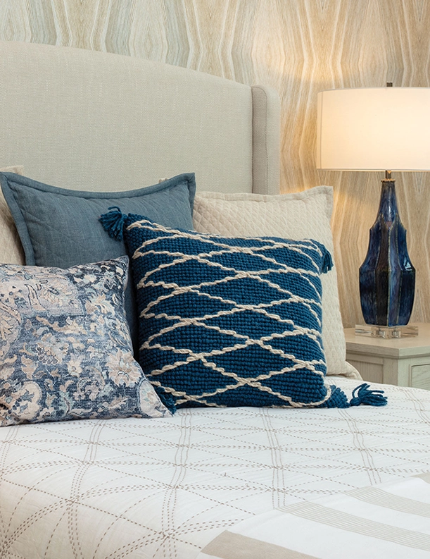 TROPICAL ESTATE BEDROOM COVER